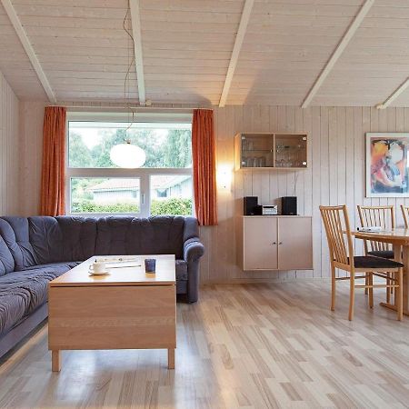 Three-Bedroom Holiday Home In Groemitz 11 エクステリア 写真