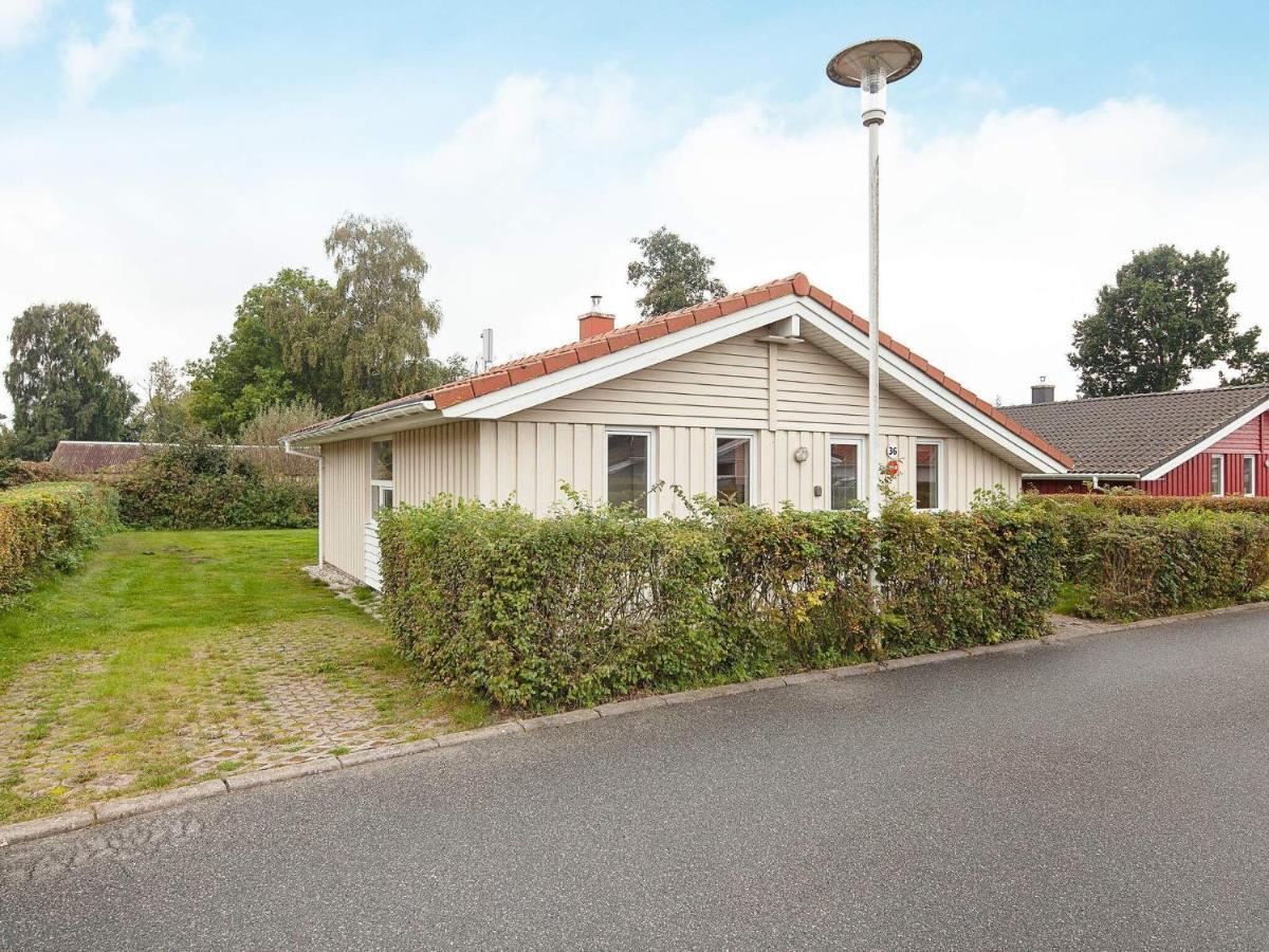 Three-Bedroom Holiday Home In Groemitz 11 エクステリア 写真